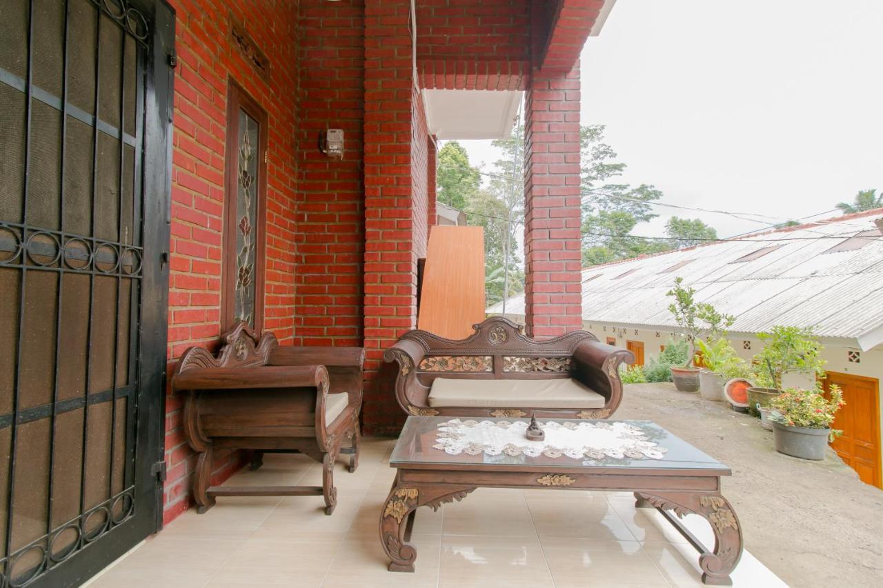 Ayu Homestay Syariah スカブミ エクステリア 写真